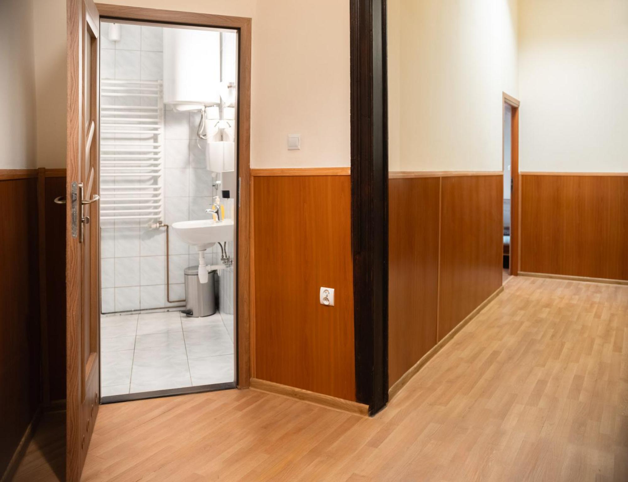 Station Aparthotel 2*